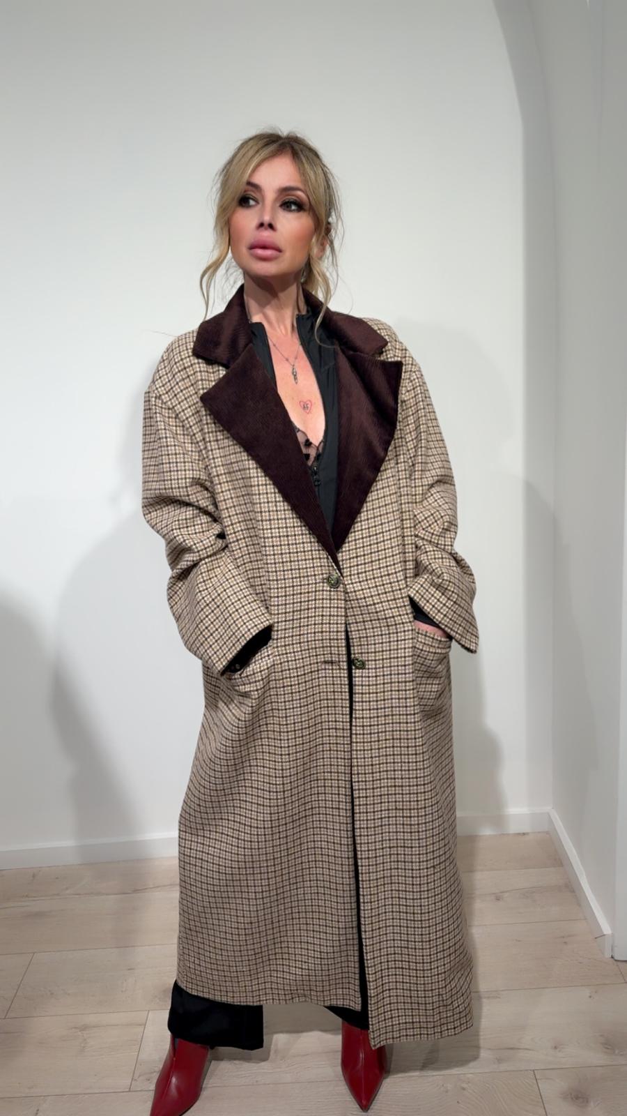 Cappotto elegante a quadri